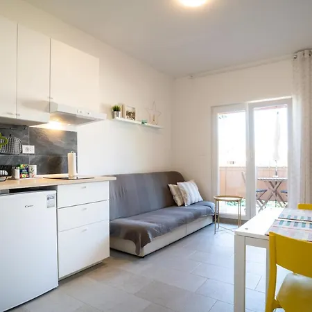 Sunny&charming W2 Bikes & Parking Apartment Rovinj